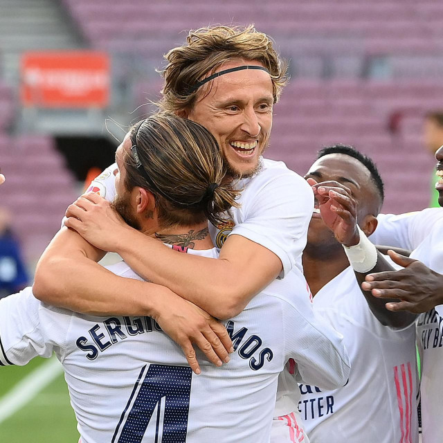 Modrić je zabio Barceloni ove sezone, no mogu li Kraljevi do trona ove sezone?