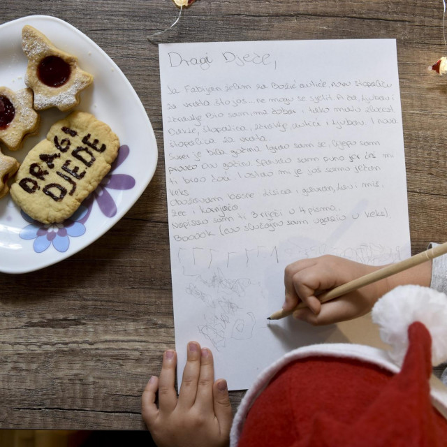 Dugo Selo, 101120.
Ulica 30. svibnja.
Fabijan Krolo, djecak koji je napisao pismo Djedu Bozicnjaku.
