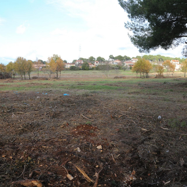 Parcela na kojoj bi se trebao izgraditi centar