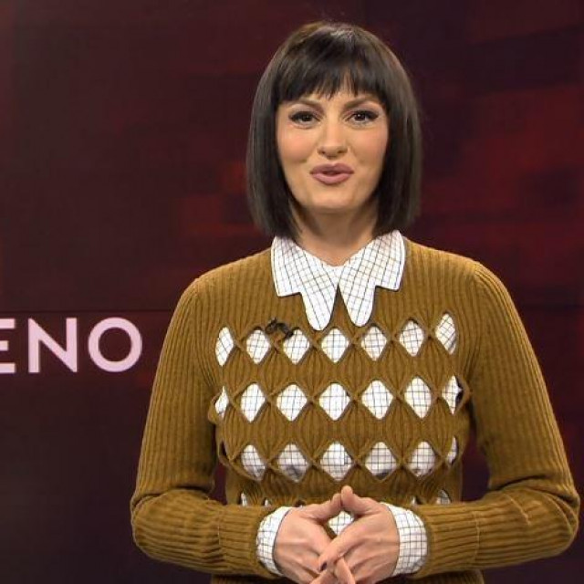 Ivana Paradžiković u neodoljivom puloveru...