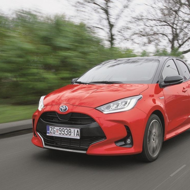 Test nova Toyota Yaris Hybrid