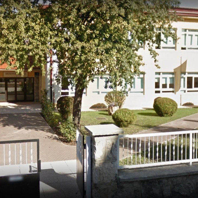 Srednja škola Otočac