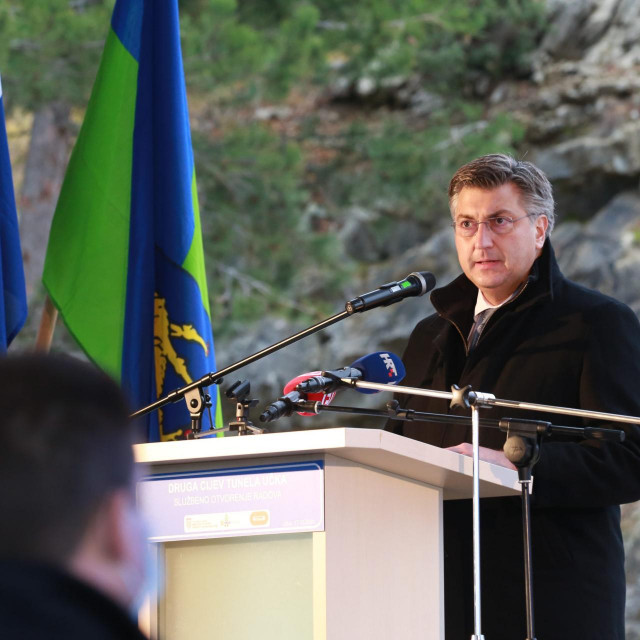 Premijer Andrej Plenković
 