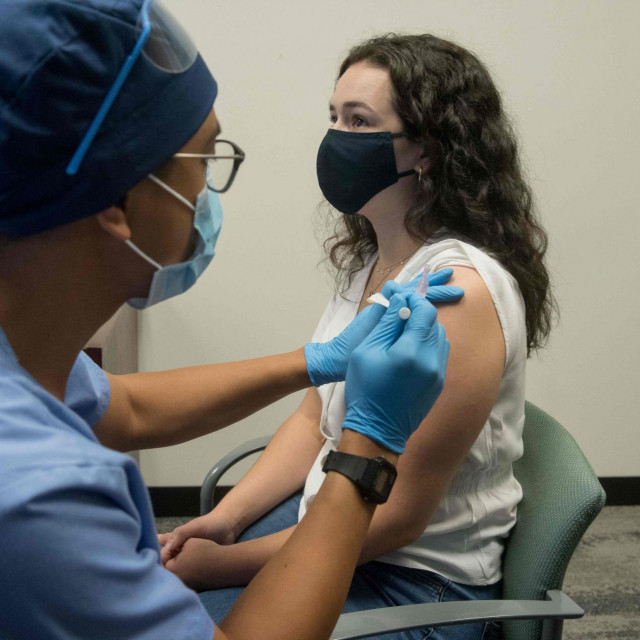 Volonteri primaju Modernino cjepivo