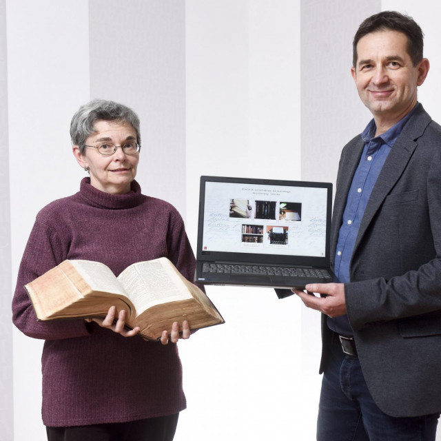 Željka Brlobaš i ravnatelj Instituta, Željko Jozić
 