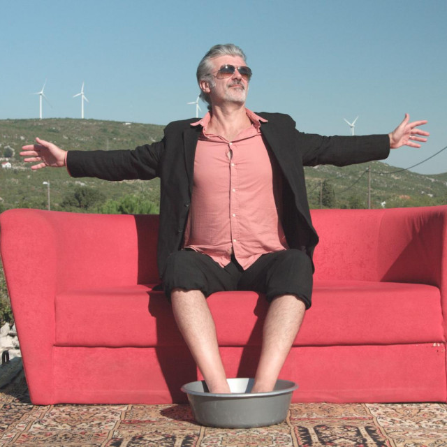 Saša Antić, u spotu Kornjača