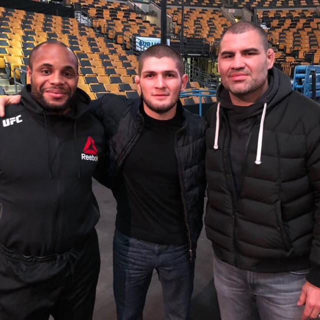 Daniel Cormier, Khabib Nurmagomedov i Cain Velasquez