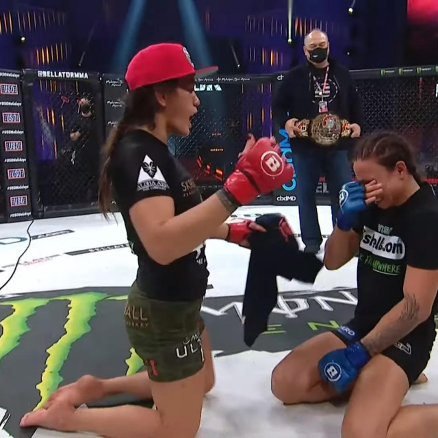 Ilima MacFarlane, Juliana Velasquez i Scott Coker