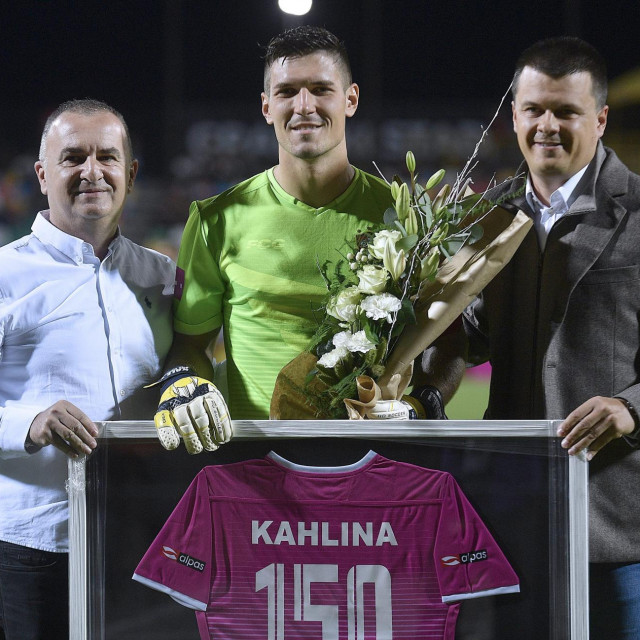 Predsjednik Gorice Nenad Črnko, sjajni vratar Kristijan Kahlina i  Mindaugas Nikoličius