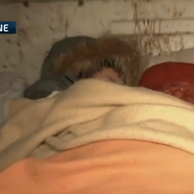 Obitelji s djecom noć su provele u autima