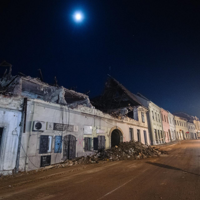 Prizor iz centra Petrinje