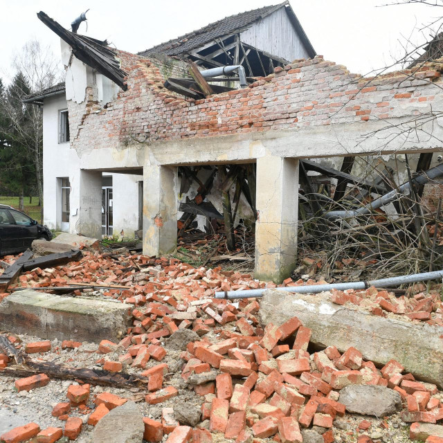 Moštanica, Petrinja