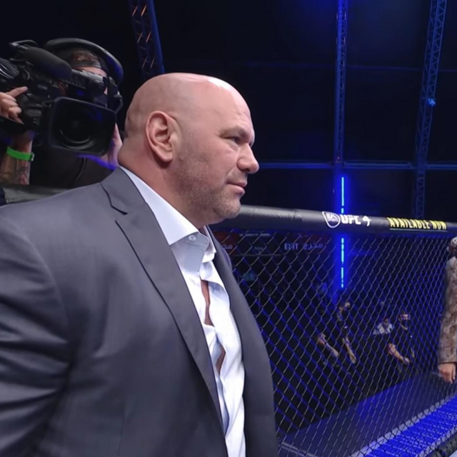 Dana White i Israel Adesanya