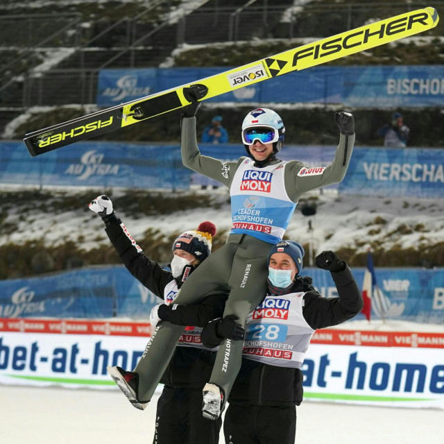 Kamil Stoch, Dawid Kubacki i Piotr Zyla