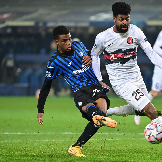 Amad Diallo (lijevo)