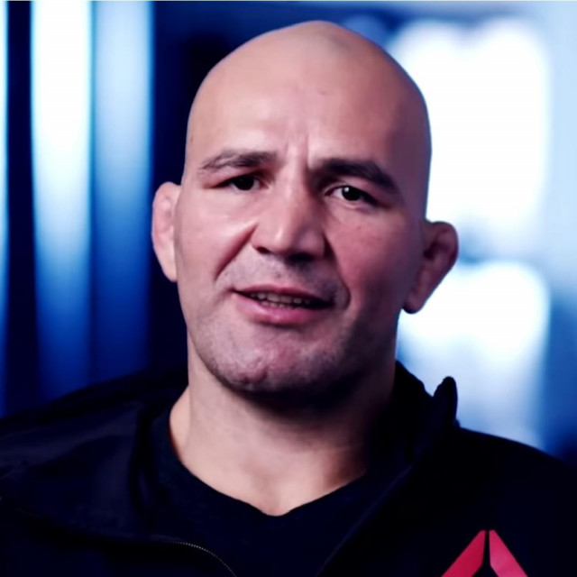 Glover Teixeira
