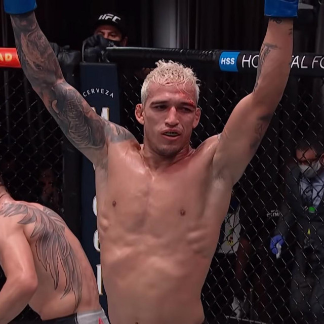 Charles Oliveira