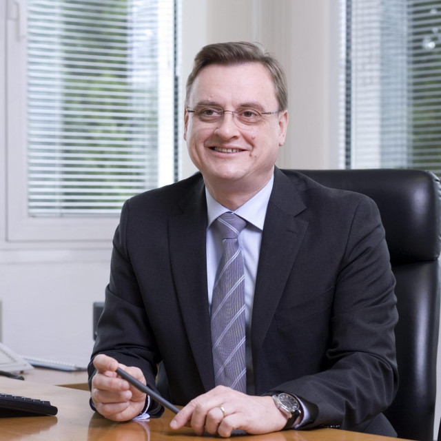 Hrvoje Kolarić
 