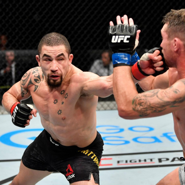Robert Whittaker vs Darren Till