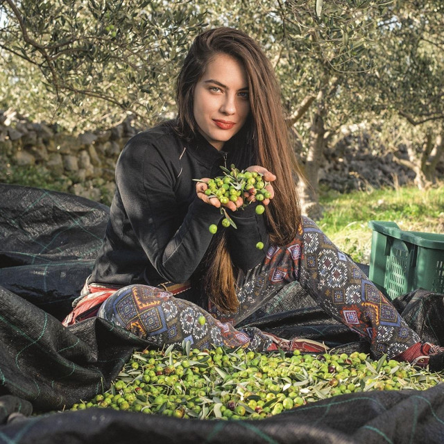 Ana Uršula Najev