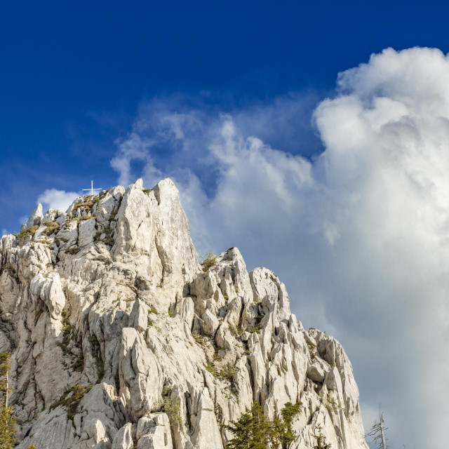 Planinarenje Bijelim i Samarskim stijenama i u suhim uvjetima zahtijeva bolju formu i iskustvo