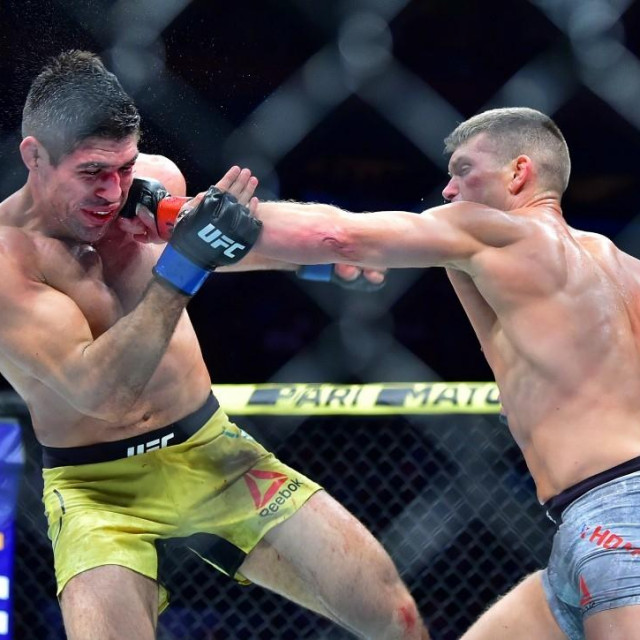 Vicente Luque vs. Stephen Thompson