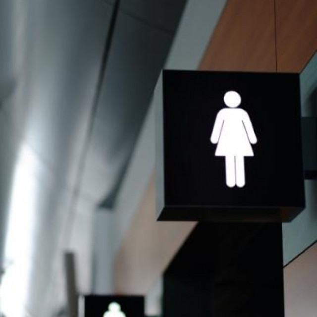 Javni sanitarni prostori