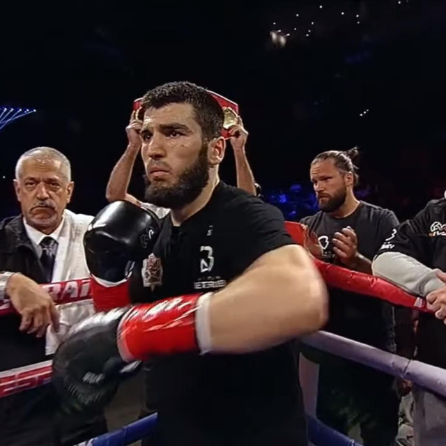 Artur Beterbiev