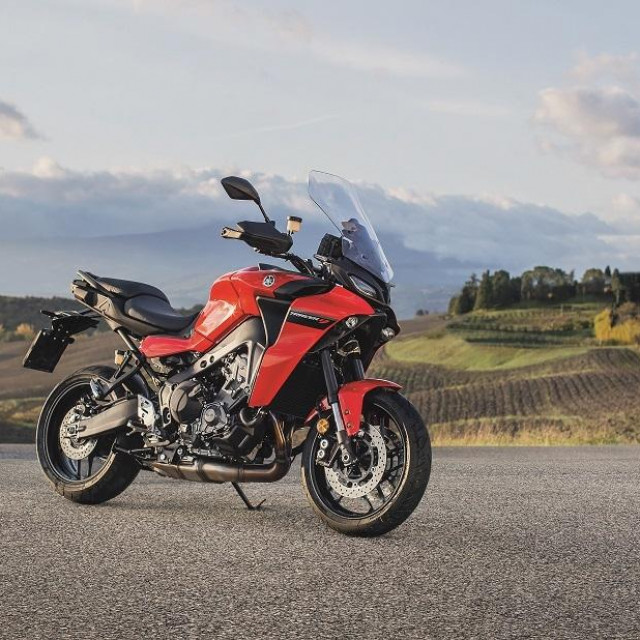 Yamaha Tracer 9