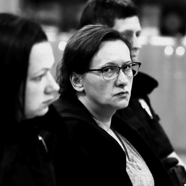 U danima koje je provodila na ženskom odjelu remetinečkog zatvora, s kojeg su je odvodili na psihijatrijsko vještačenje u Vrapče, Smiljana Srnec bila je hladna kao led, iz njezina se lica nisu mogle iščitati nikakve emocije