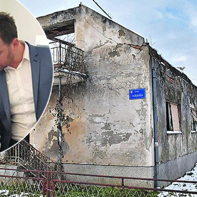 Kuća u Glini u Zagrebačkoj ulici kojoj je vlasnik sin Ive Žinića Dario Žinić. Stjepan Kostanjević i Dario Žinić (u krugu)