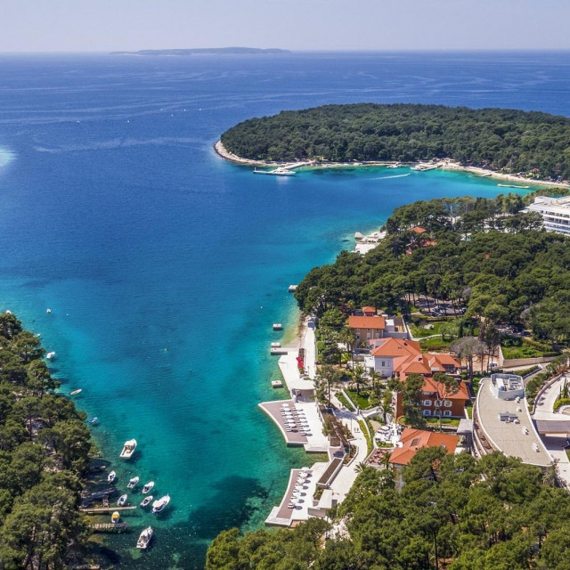 Uvala Čikat u Malom Lošinju