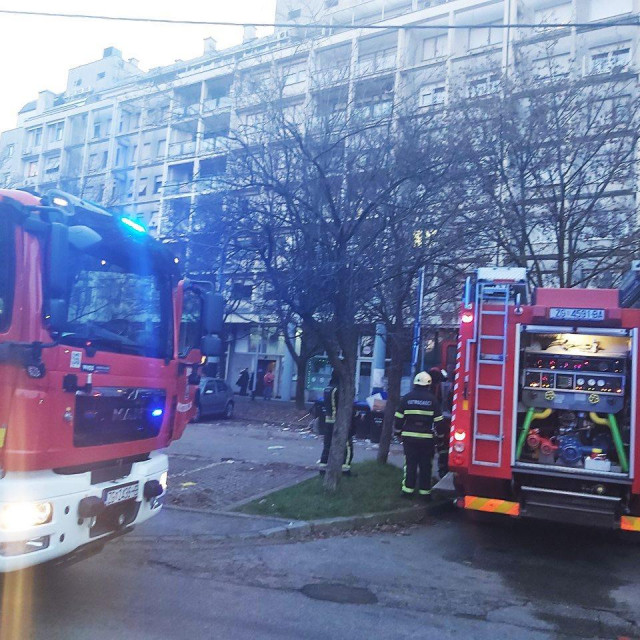 Vatrogasci u Unskoj ulici