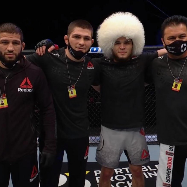 Shamil Zavurov, Khabib Nurmagomedov, Umar Nurmagomedov i Javier Mendez