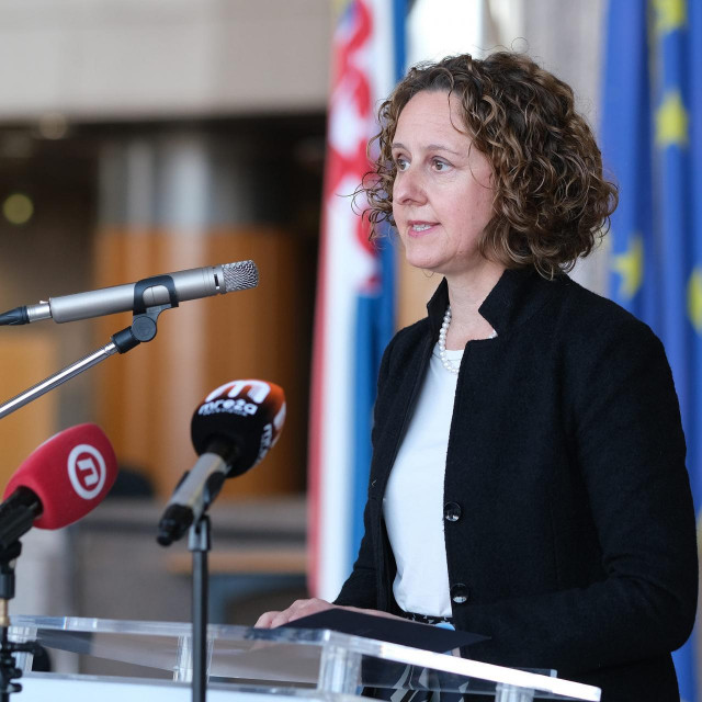 Ministrica kulture Nina Obuljen Koržinek