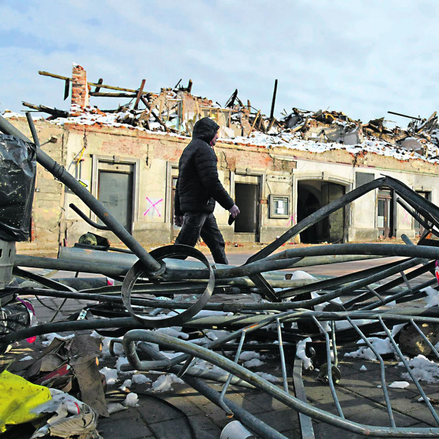 Ruševine u Petrinji