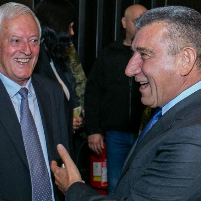 Luka Džanko s Antom Gotovinom (desno)