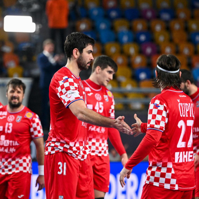 Hrvatski izbornik ‘nestao’ je poslije šokantnog
poraza, istaknuli su neki mediji