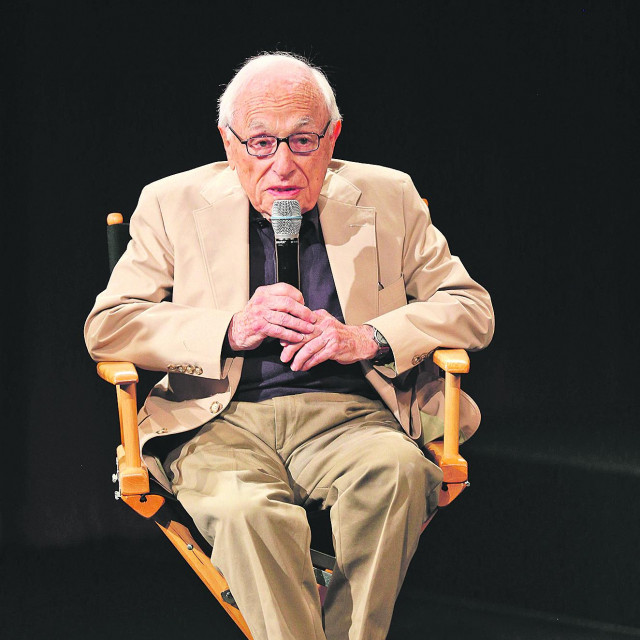 Nominiran je za Oscara za svoj predložak za film Martina Ritta ”Paravan”