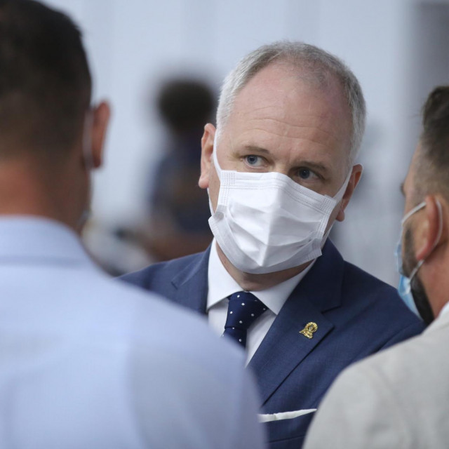 Andro Krstulović Opara
 