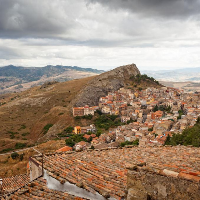 Troina se nalazi usred nacionalnog parka Nebrodi