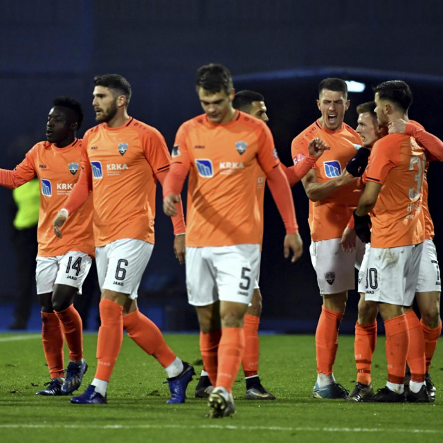 Slavlje Šibenika, trenutačno vode 2:1