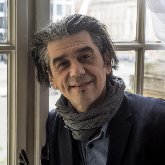 Redatelj Bobo Jelčić