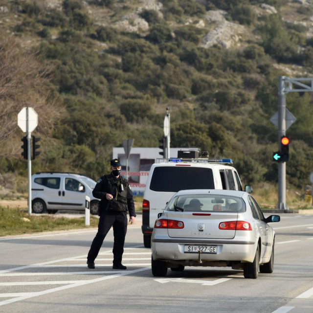 U pucnjavi u Šibeniku stradalo je više osoba