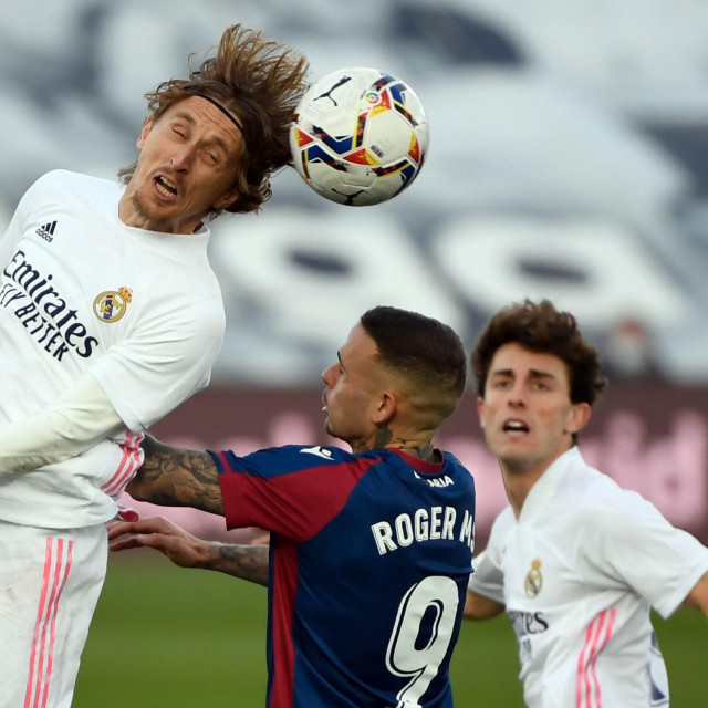 Luka Modrić protiv Levantea