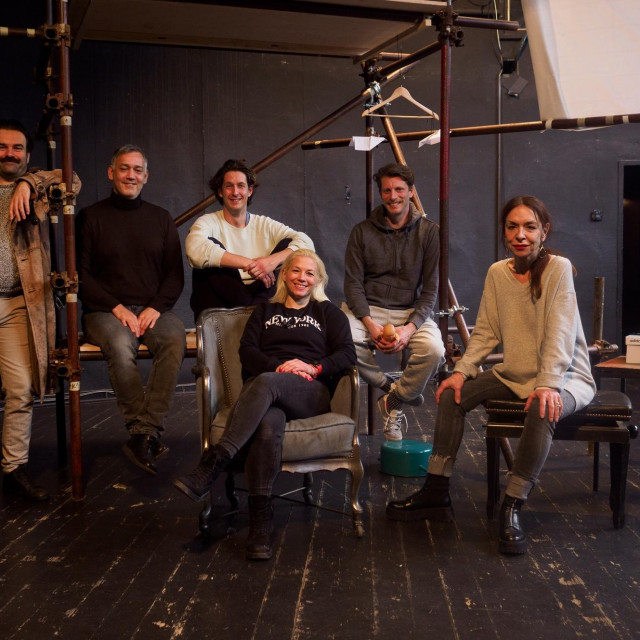 ekipa koja stoji iza predstave 'Avijatičari'