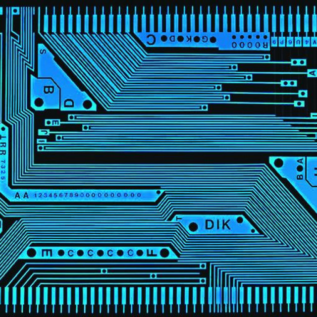 MREŽA OPROSTORENE SLIKE; Zagreb, MSU, Avenija Dubrovnik 17;
Utorak - petak 11 - 19 h, sub i ned 11 - 18 h;
Izložba traje do 11. 2.; ulaznica 30 kn