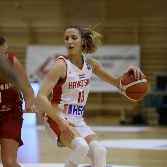Ivana Dojkić u akciji