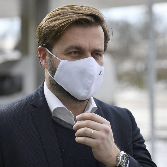 Ministar gospodarstva Tomislav Čorić