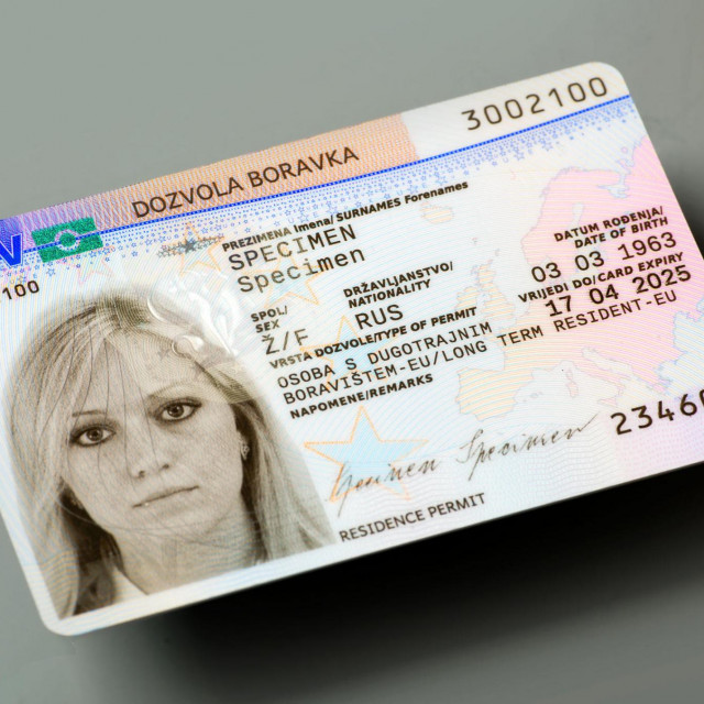 AKD 1